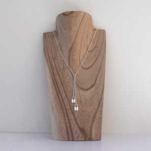 Marine mesh pendulum necklace