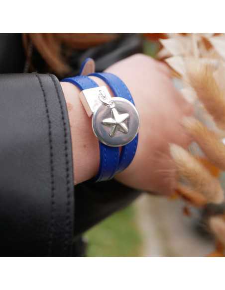 Bracelet double tour en cuir surpiqué 10 mm avec son fermoir à boucle ardillon 10 microns