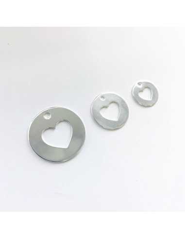 Pendentif médaille cœur ajouré plaqué argent 10 microns, en 3 tailles.