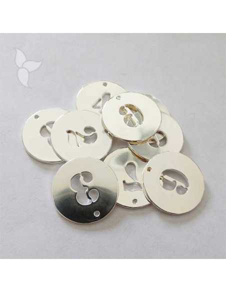 Pendentif médaille ajourée chiffre plaqué argent 20 mm