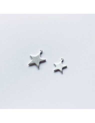 Pendentif étoile plate plaqué argent 10 microns, 2 tailles, par 10 pièces