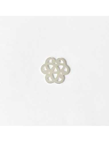 Petit pendentif rosace ajourée plaqué argent