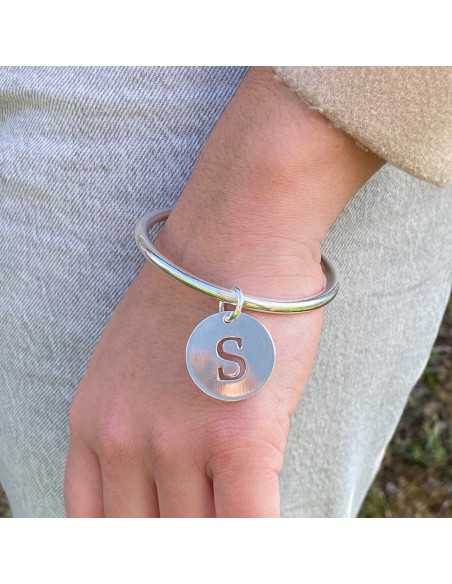 Médaille lettre 26 mm plaqué argent 10 microns