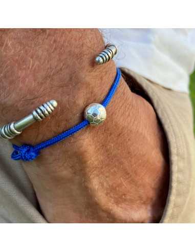10 bracelets cordons et perles de sport