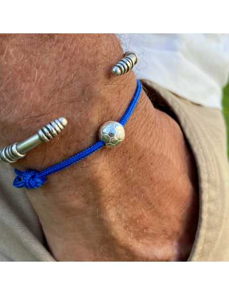 10 bracelets cordons et perles de sport
