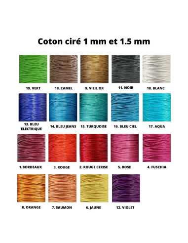 Coussin avec 10 bracelets cordons