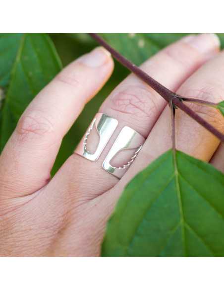 Bague ailes ajourées réglable